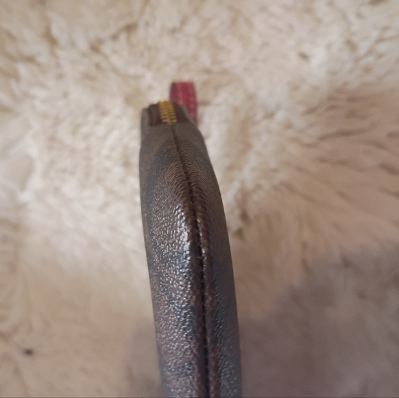 Coach Limited Edition Horse & Sleigh Wristlet NWOT - Picture 4 of 11